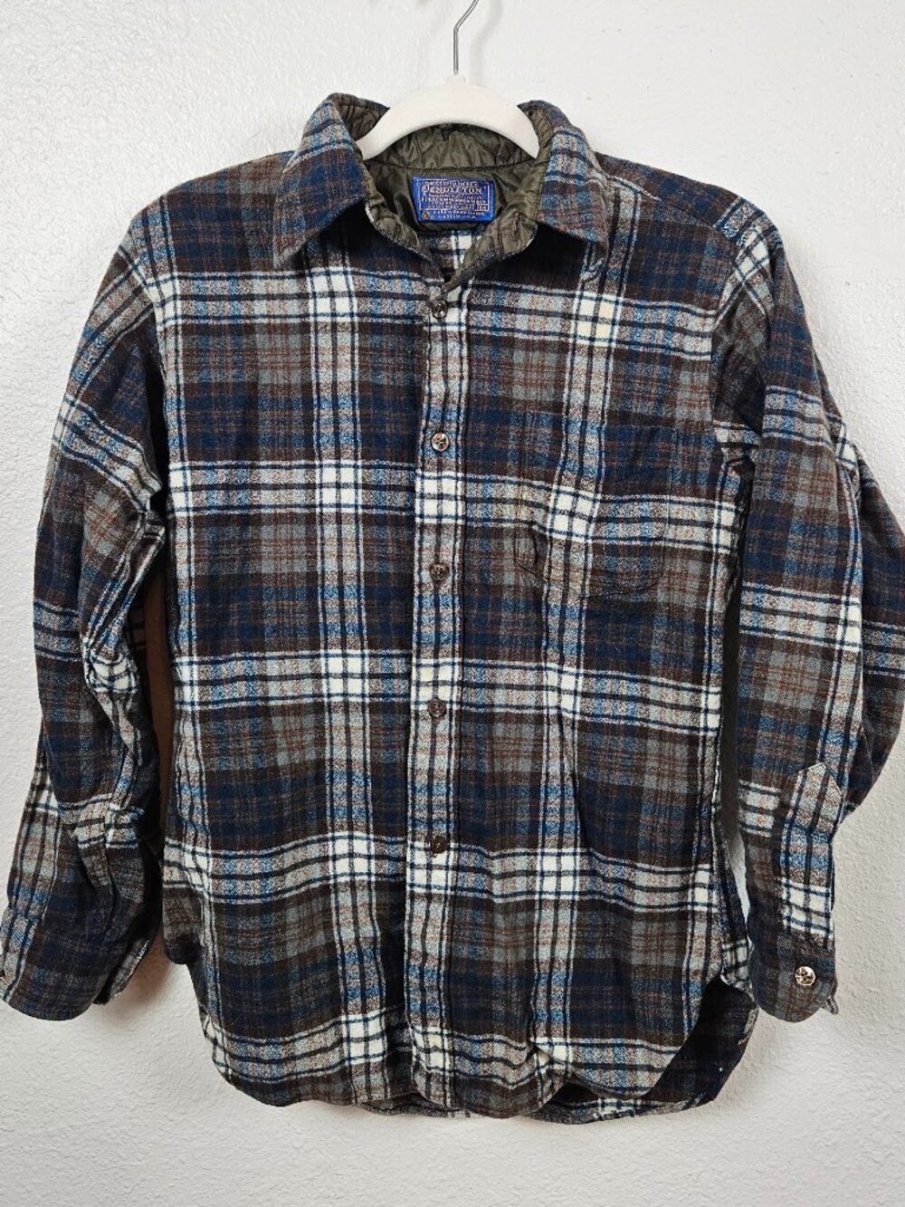 Vintage pendleton wool flannel buttondown shirt size medium